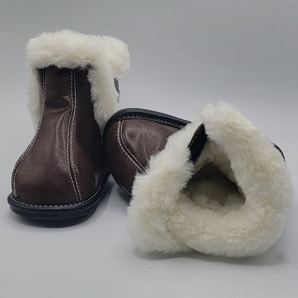 JACK & LILY Baby Brown Faux Fur Lined Boots - Picture 3 of 3